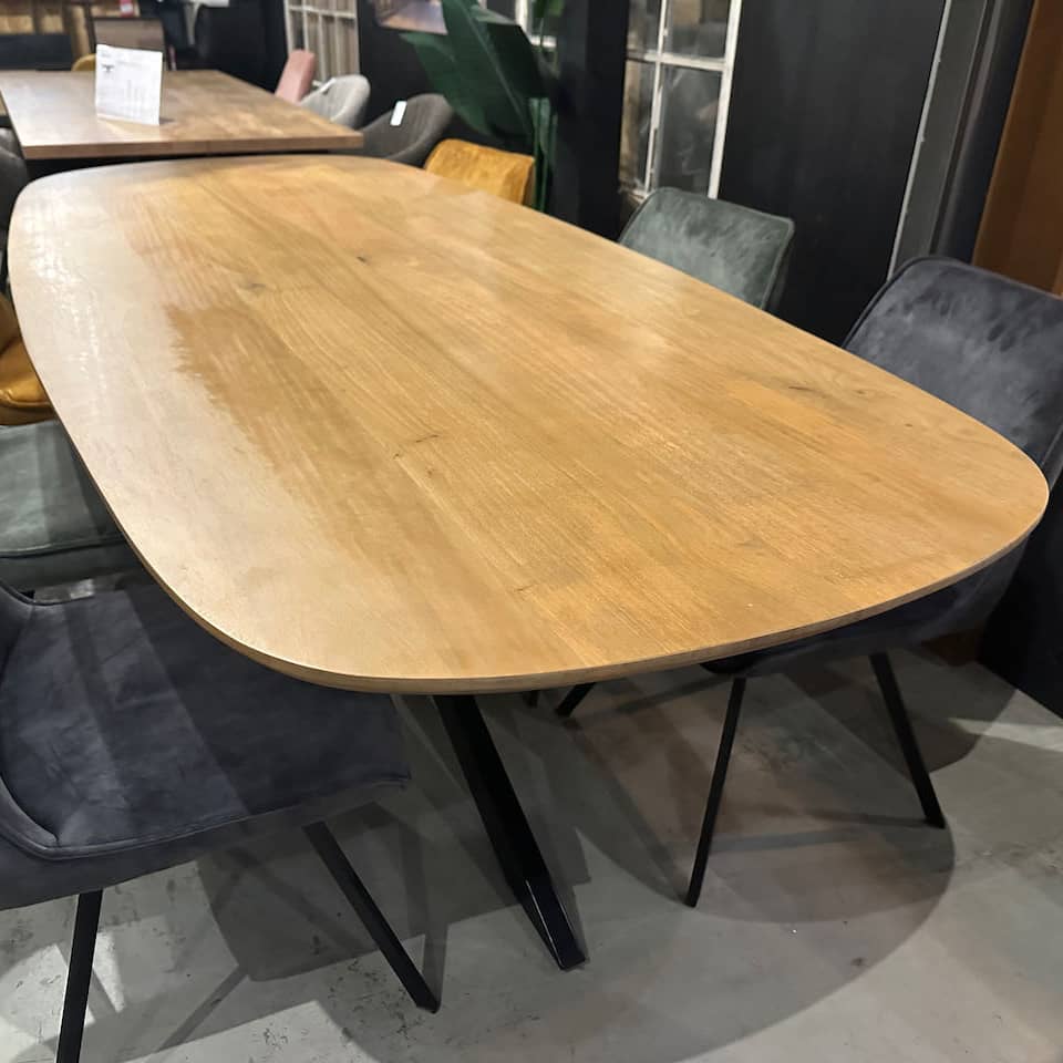 ovale-tafel-1