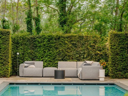 Bankstel Prada outdoor