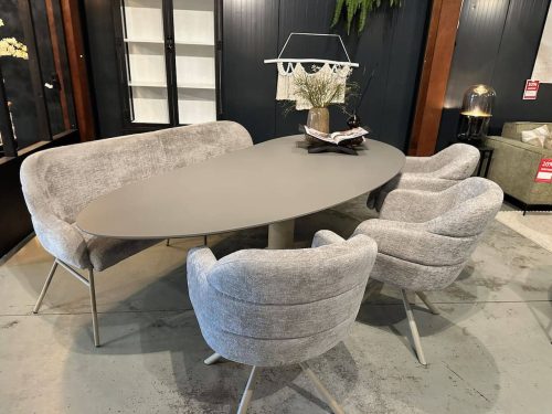 HPL eettafel, 240x105cm, model Slipper