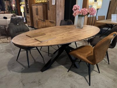 MX eettafel Cher, ovaal, lamulux *SHOWMODEL