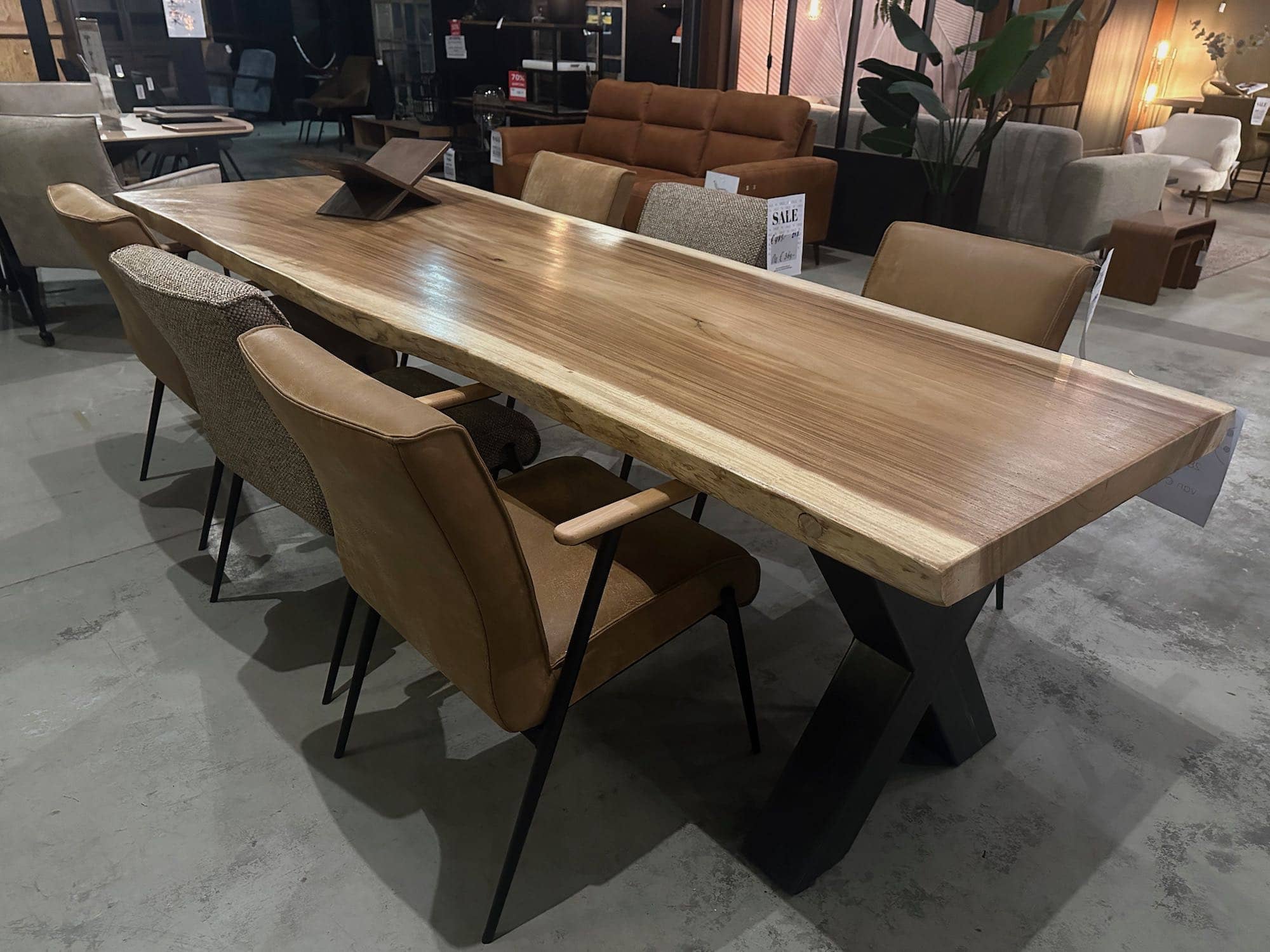 Suar eettafel 280 x 90cm *SHOWMODEL* weg=weg - Afbeelding 3