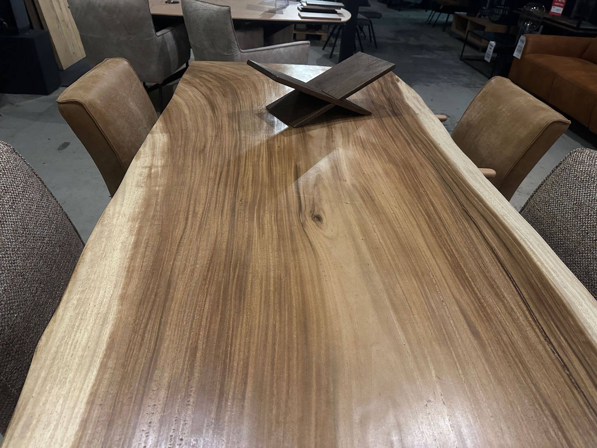 Suar eettafel 280 x 90cm *SHOWMODEL* weg=weg - Afbeelding 2